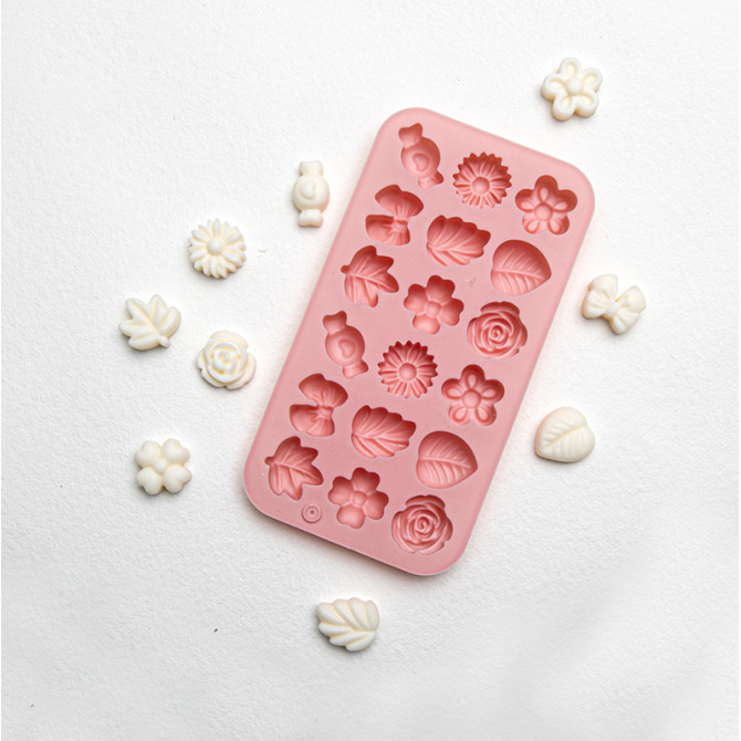 Moule en silicone pour fondants formes variées - MONDO BOUGIES